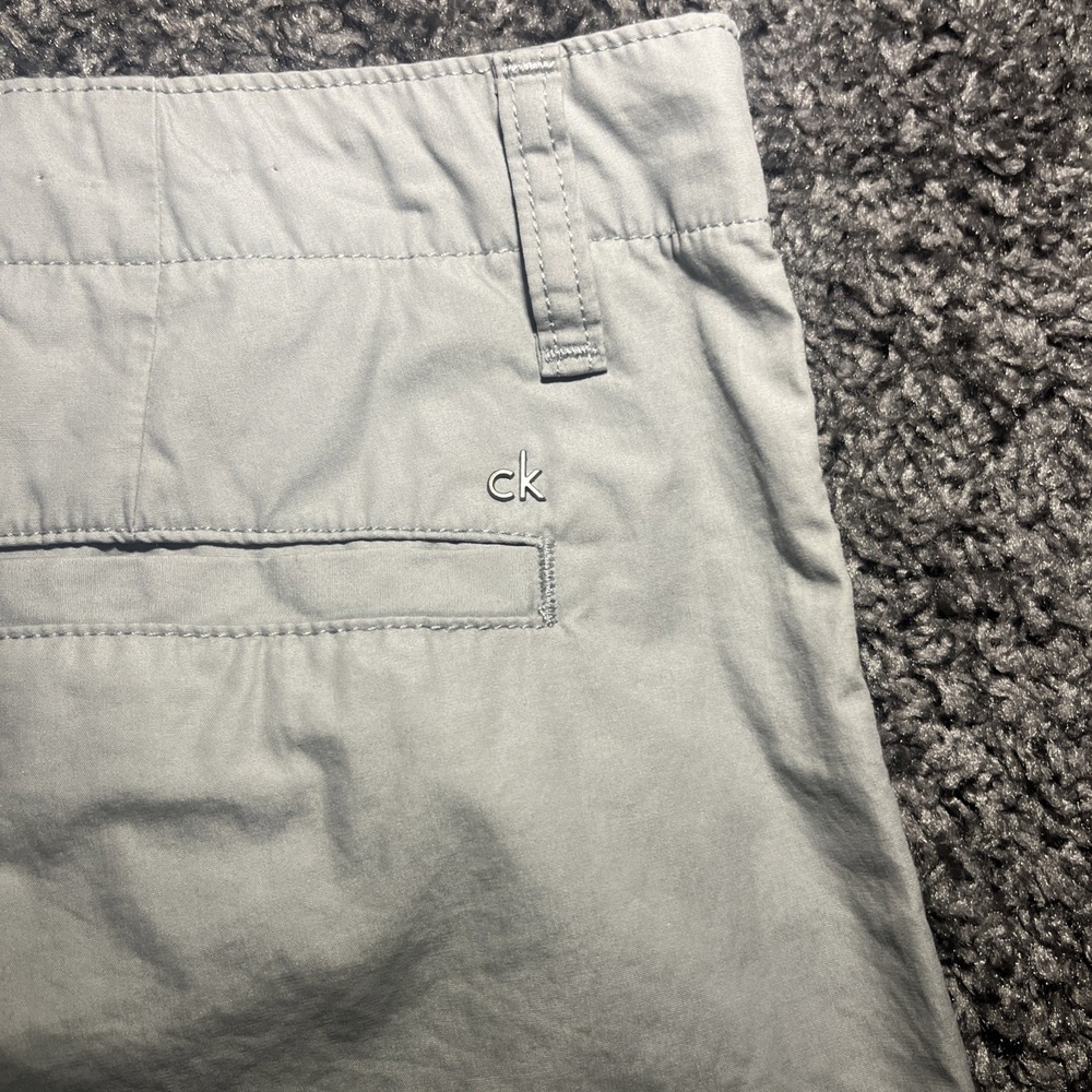 Calvin Klein Mens Gray Shorts Sz 36 Casual Summer Lightweight Flat Front Pockets - Picture 10 of 10